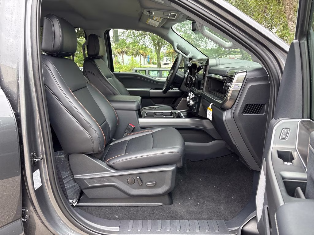 2026 Gray Metallic Ford Super Duty F-250 SRW Lariat 4X4 Truck