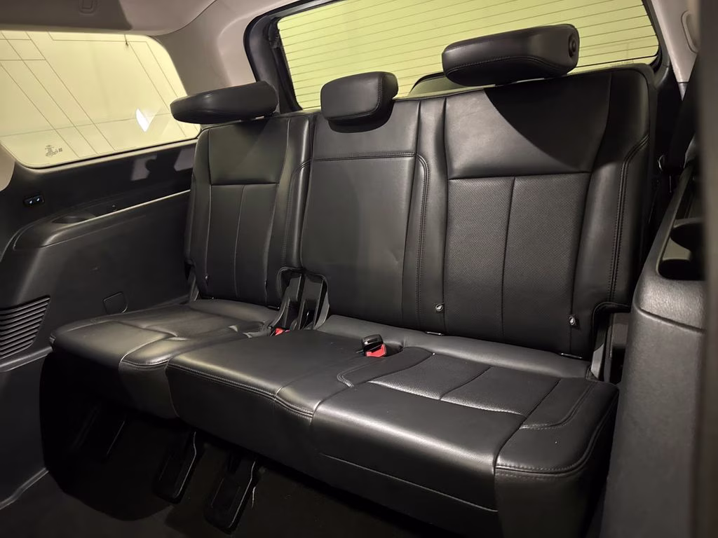 2024 Black Metallic Ford Expedition XLT RWD SUV