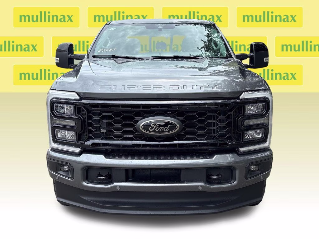 2026 Gray Metallic Ford Super Duty F-250 SRW Lariat 4X4 Truck