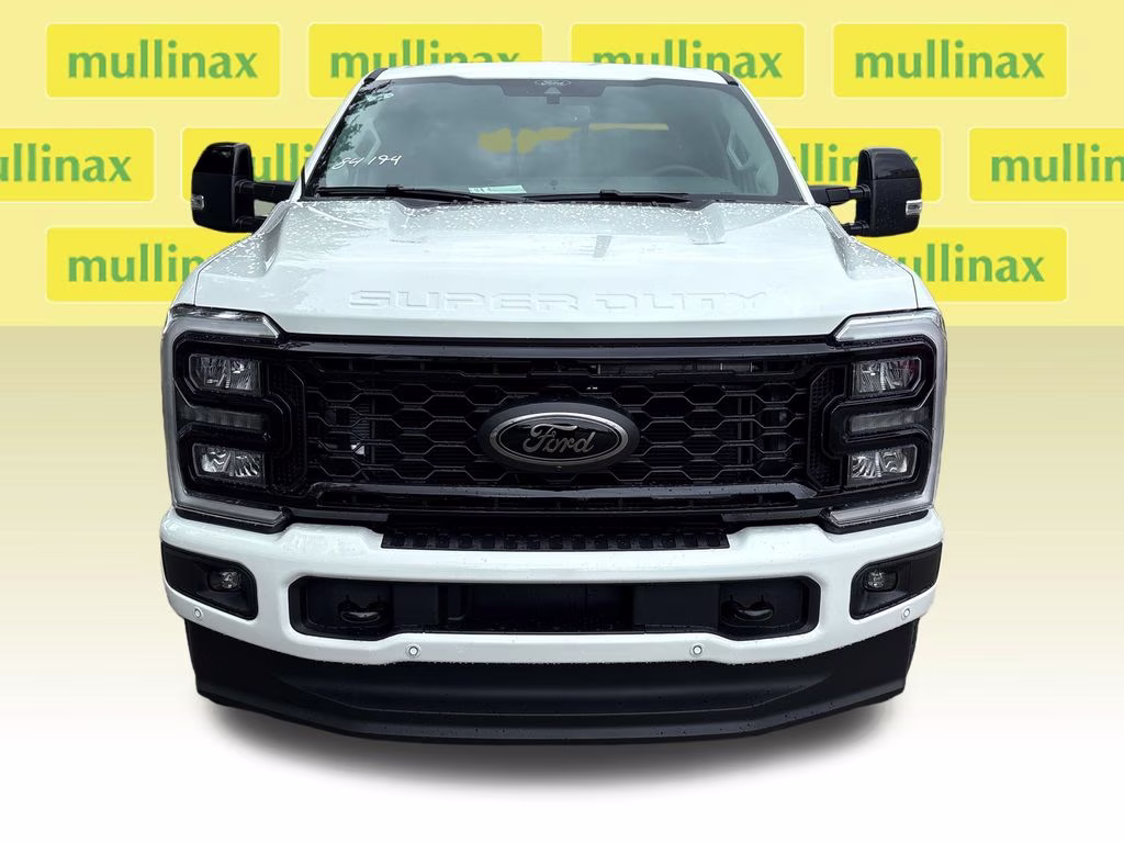 2026 Star White Metallic Tri-Coat Ford Super Duty F-250 SRW Lariat 4X4 Truck