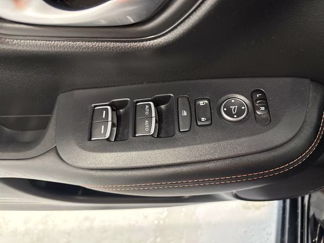 2025 Crystal Black Pearl Honda HR-V Sport AWD SUV