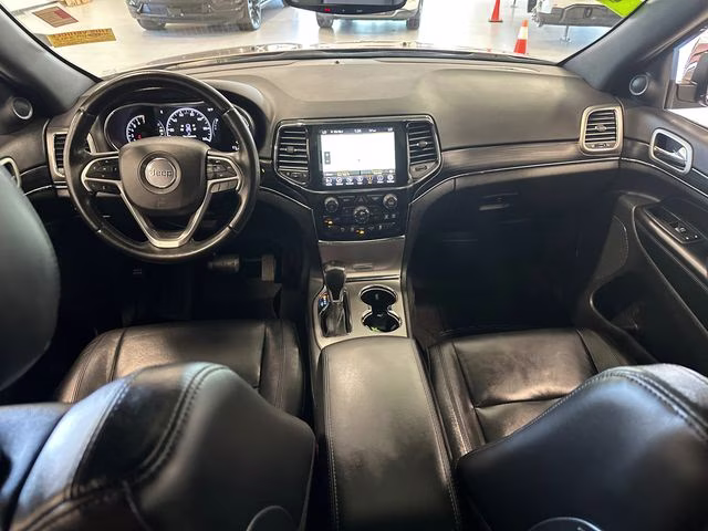 2022 Velvet Red Pearlcoat Jeep Grand Cherokee WK Limited 4X4 SUV