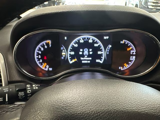 2022 Velvet Red Pearlcoat Jeep Grand Cherokee WK Limited 4X4 SUV