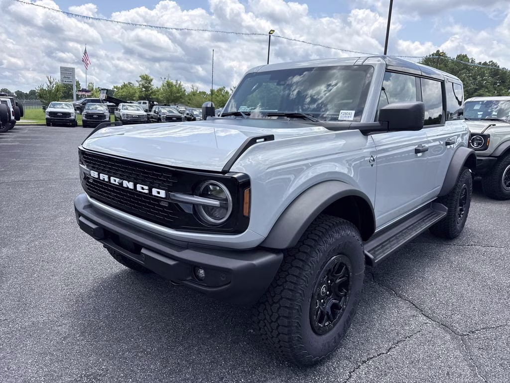 2026 Avalanche Ford Bronco Outer Banks 4X4 SUV