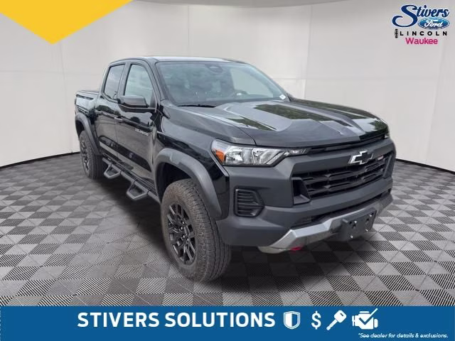 2026 Black Chevrolet Colorado Trail Boss 4X4 Truck