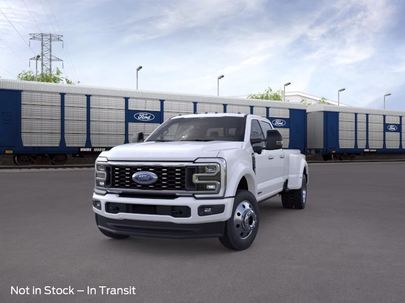 2026 Star White Metallic Tri-Coat Ford Super Duty F-450 DRW Platinum Crew Cab Pickup 4X4 Truck