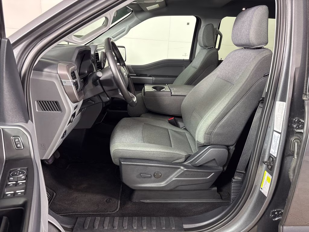 2025 Carbonized Gray Metallic Ford F-150 XLT 4X4 Truck