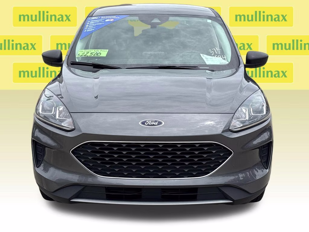 2022 Gray Metallic Ford Escape SE FWD SUV