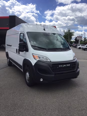 2026 Bright White Clearcoat Ram ProMaster 2500 High Roof FWD Van