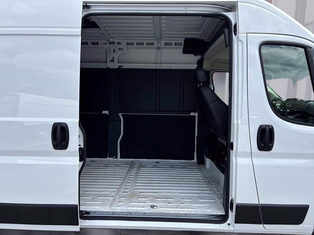 2026 Bright White Clearcoat Ram ProMaster 2500 High Roof FWD Van