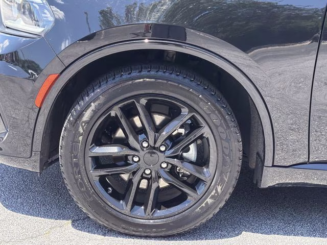 2024 DB Black Crystal Clearcoat Dodge Durango GT Plus RWD SUV