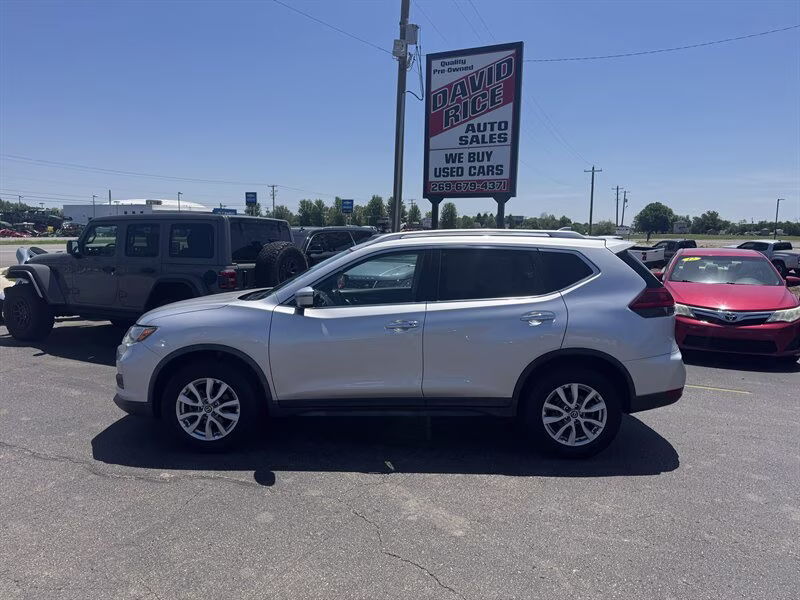 2020 Brilliant Silver Metallic Nissan Rogue SV AWD Crossover