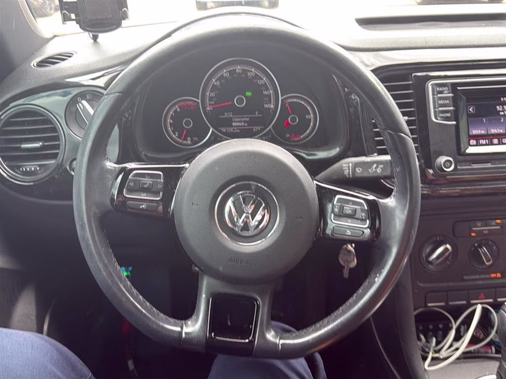 2019 Deep Black Pearl Volkswagen Beetle S FWD Hatchback