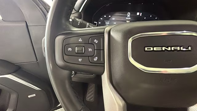 2023 White Frost Tricoat GMC Yukon Denali 4X4 SUV