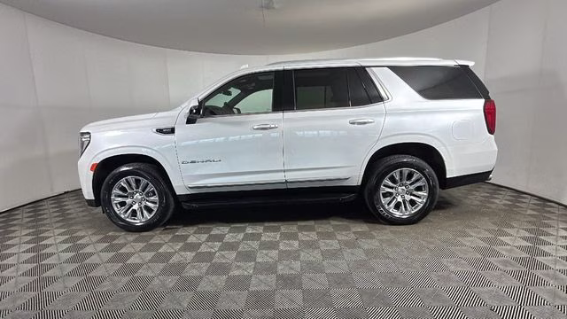 2023 White Frost Tricoat GMC Yukon Denali 4X4 SUV