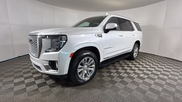 2023 White Frost Tricoat GMC Yukon Denali 4X4 SUV