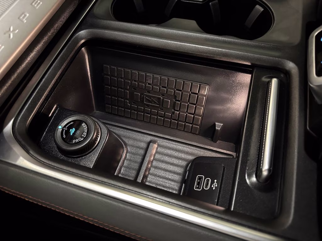 2025 Gray Metallic Ford Expedition Max Active RWD SUV