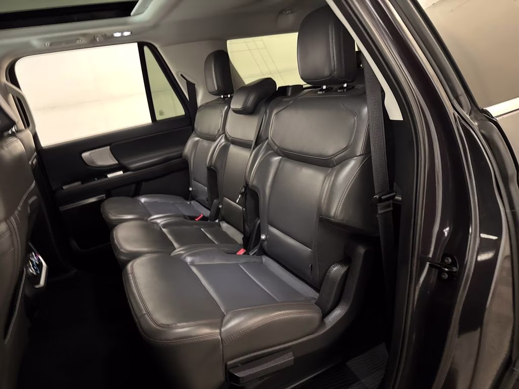 2025 Gray Metallic Ford Expedition Max Active RWD SUV