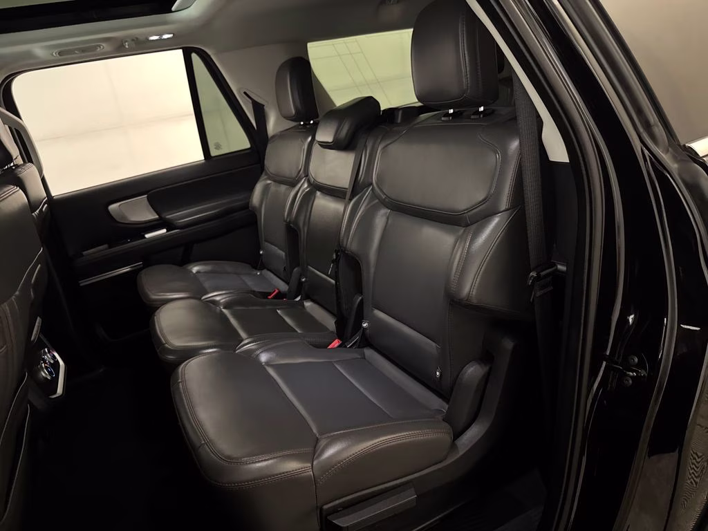 2025 Black Metallic Ford Expedition Max Active 4X4 SUV
