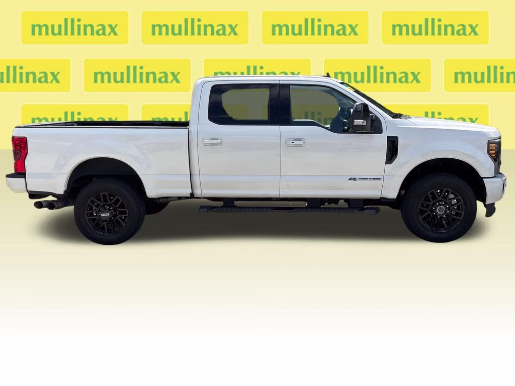 2019 White Platinum Clearcoat Metallic Ford Super Duty F-250 SRW Lariat 4X4 Truck