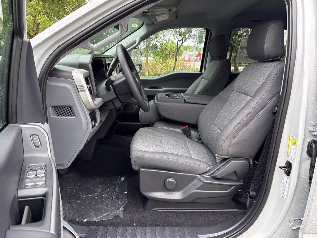 2026 Avalanche Ford Super Duty F-250 SRW XL 4X4 Truck