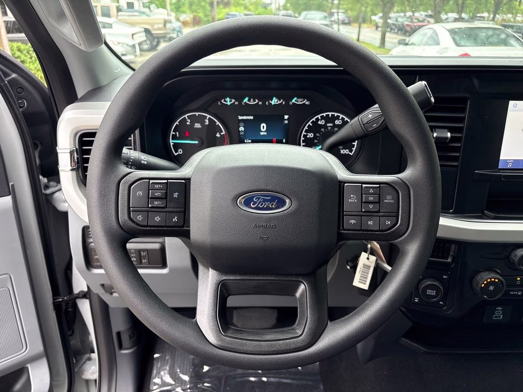 2026 Avalanche Ford Super Duty F-250 SRW XL 4X4 Truck