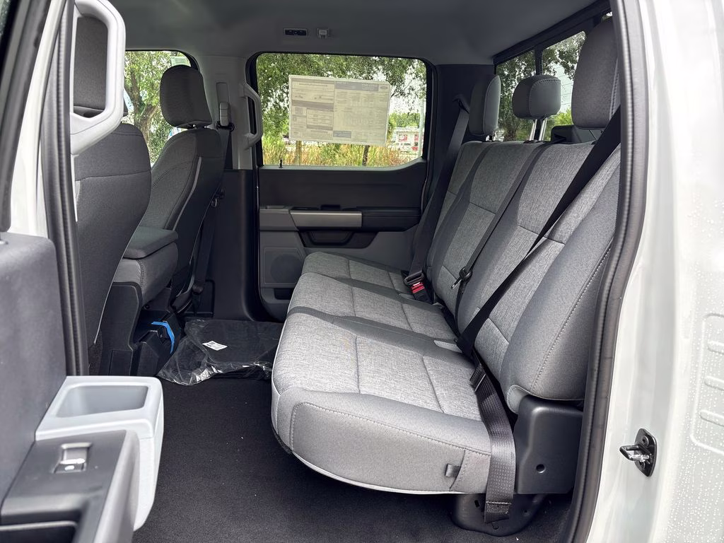 2026 Avalanche Ford Super Duty F-250 SRW XL 4X4 Truck