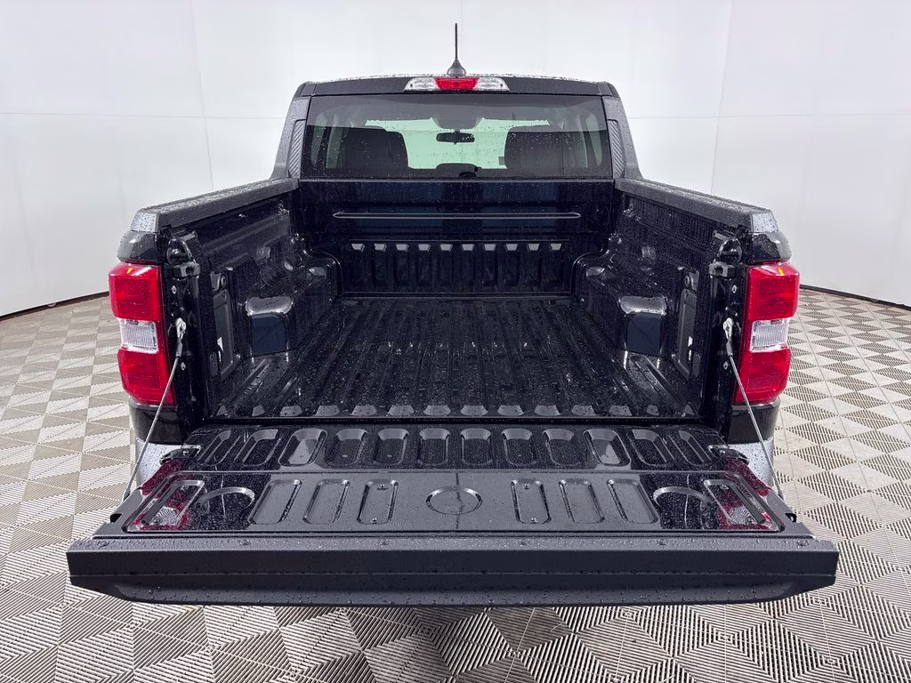 2026 Shadow Black Ford Maverick XL FWD Truck