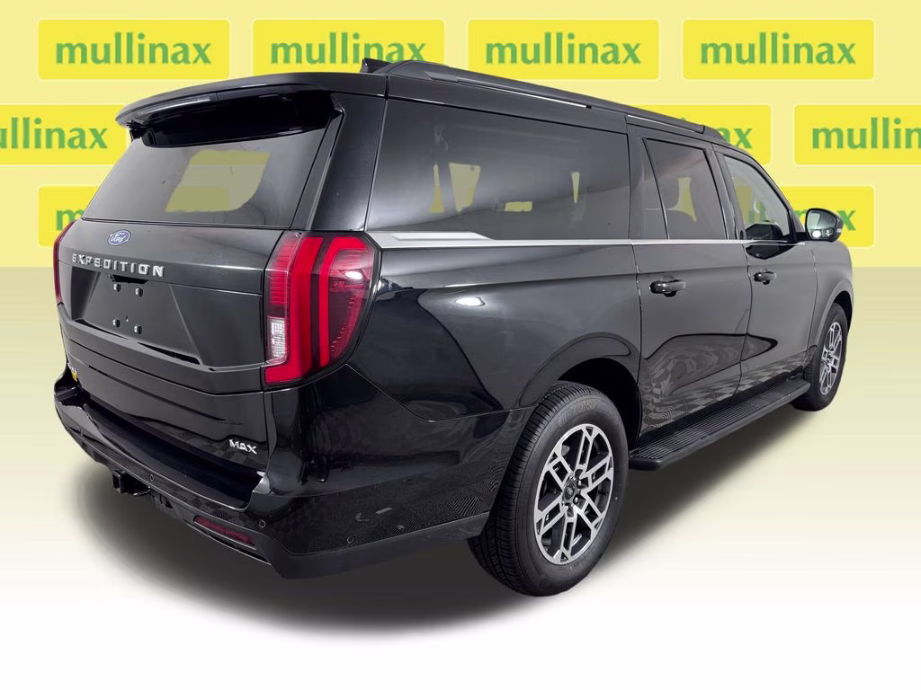 2025 Black Metallic Ford Expedition Max Active 4X4 SUV