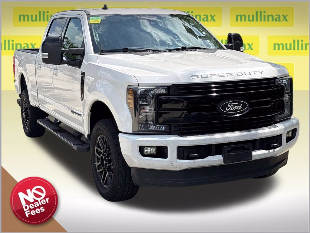 2019 White Platinum Clearcoat Metallic Ford Super Duty F-250 SRW Lariat 4X4 Truck