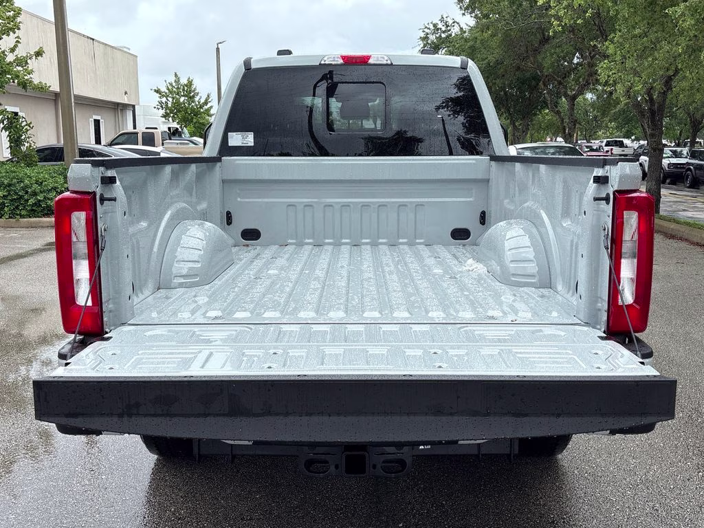 2026 Avalanche Ford Super Duty F-250 SRW XL 4X4 Truck