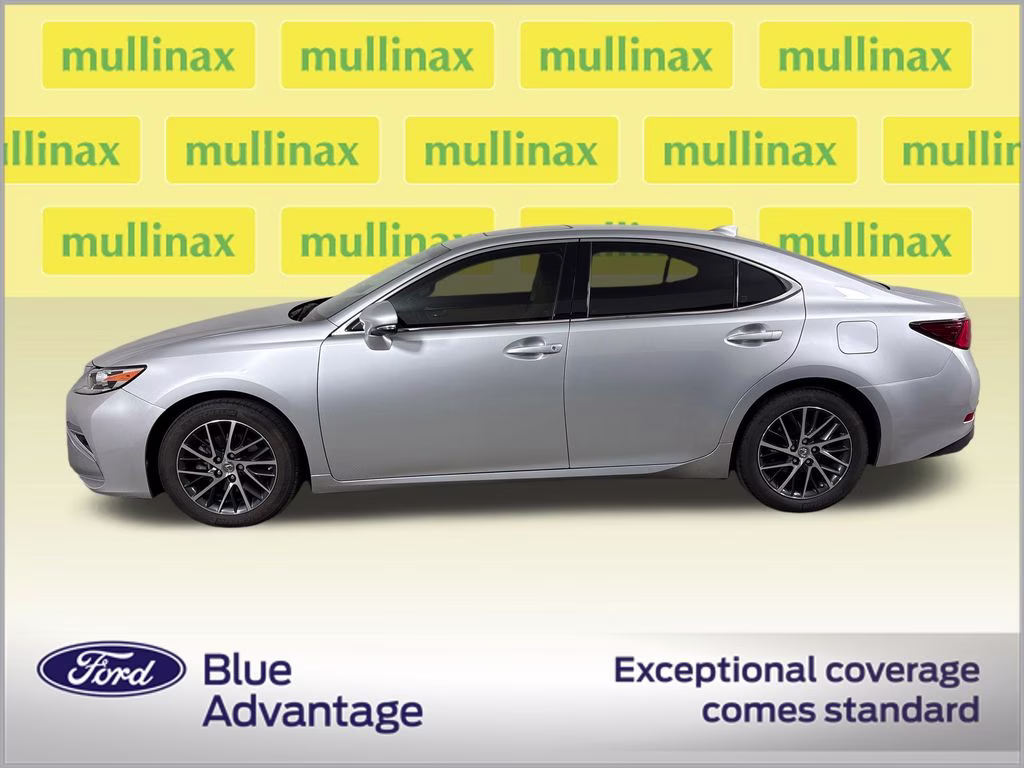 2018 Silver Lexus ES 350 FWD Sedan