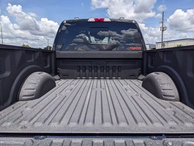 2026 Black Metallic Ford Super Duty F-250 SRW Lariat 4X4 Truck