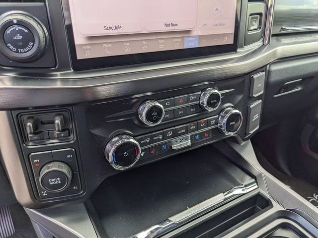 2026 Black Metallic Ford Super Duty F-250 SRW Lariat 4X4 Truck
