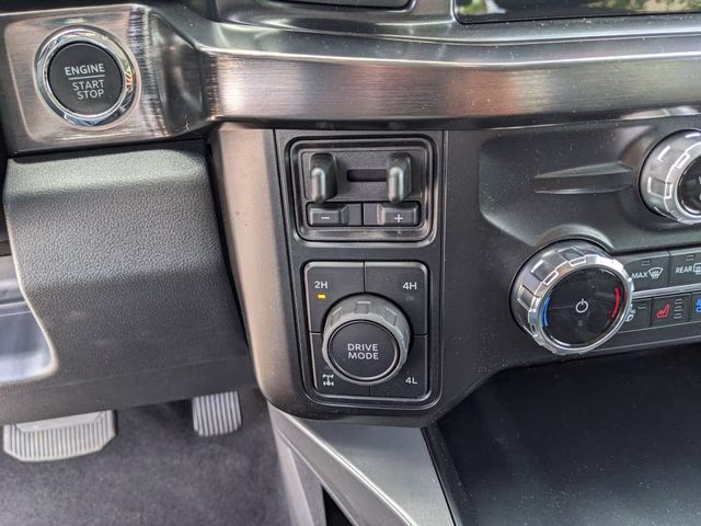 2026 Avalanche Ford Super Duty F-250 SRW Lariat 4X4 Truck