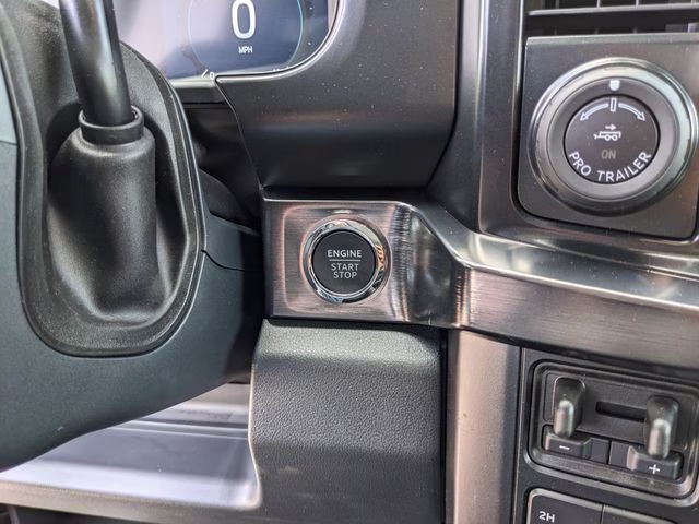 2026 Avalanche Ford Super Duty F-250 SRW Lariat 4X4 Truck