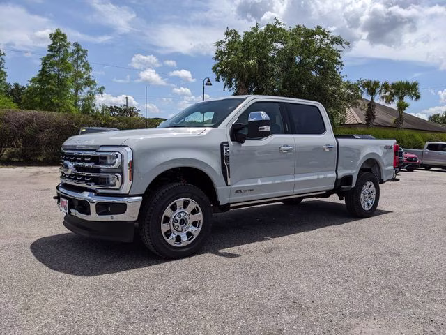 2026 Avalanche Ford Super Duty F-250 SRW Lariat 4X4 Truck