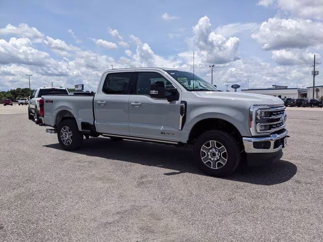 2026 Avalanche Ford Super Duty F-250 SRW Lariat 4X4 Truck