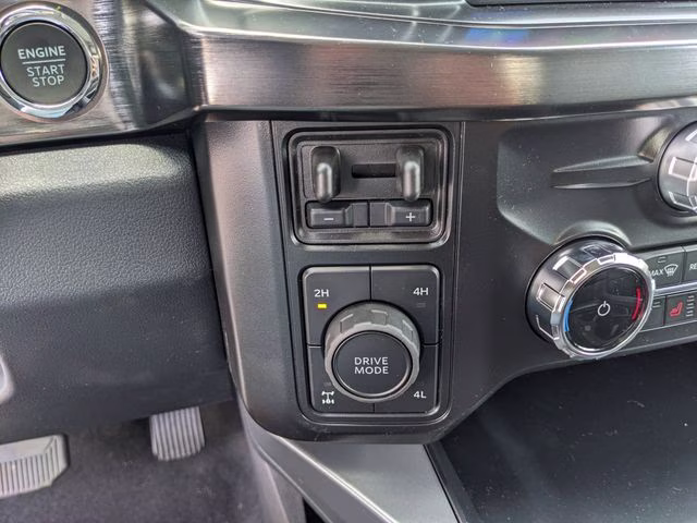 2026 Avalanche Ford Super Duty F-250 SRW Lariat 4X4 Truck