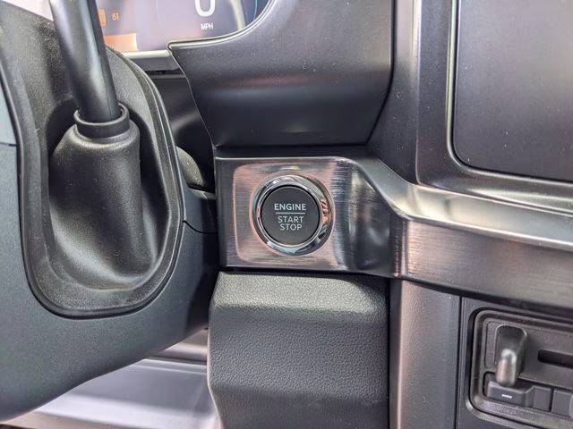 2026 Avalanche Ford Super Duty F-250 SRW Lariat 4X4 Truck