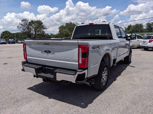 2026 Avalanche Ford Super Duty F-250 SRW Lariat 4X4 Truck