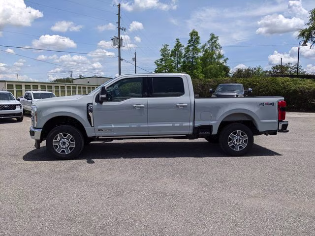 2026 Avalanche Ford Super Duty F-250 SRW Lariat 4X4 Truck