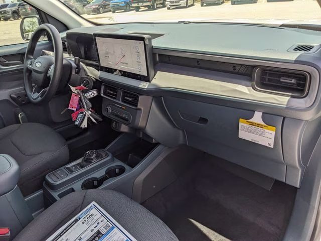 2026 Oxford White Ford Maverick XL AWD Truck