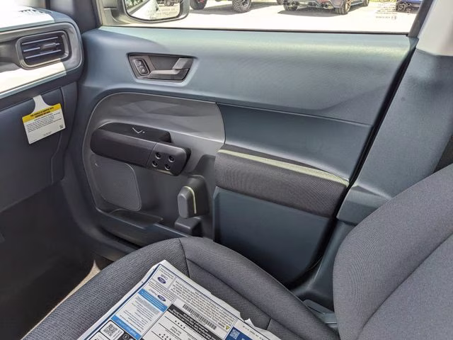 2026 Oxford White Ford Maverick XL AWD Truck