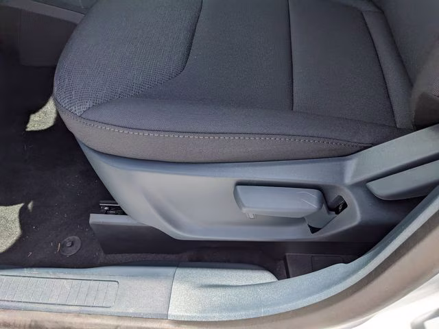 2026 Oxford White Ford Maverick XL AWD Truck