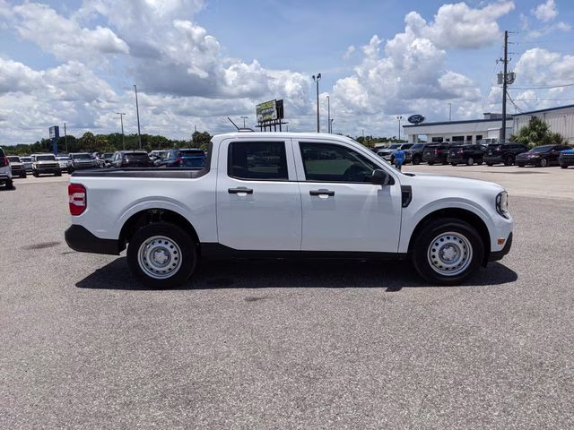 2026 Oxford White Ford Maverick XL AWD Truck