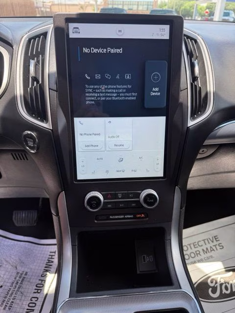 2021 Silver Metallic Ford Edge SEL FWD SUV