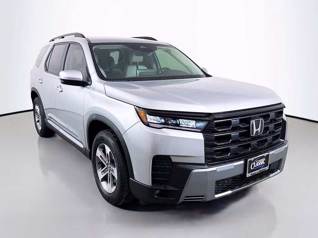 2026 Solar Silver Metallic Honda Pilot EX-L FWD SUV