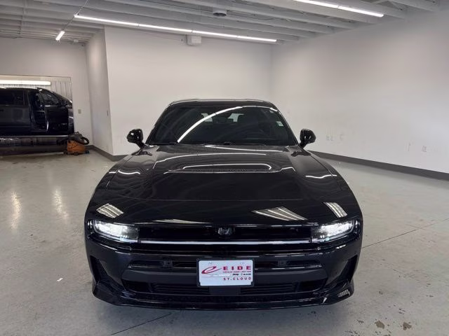 2026 Diamond Black Crystal Pearlcoat Dodge Charger R/T AWD Sedan
