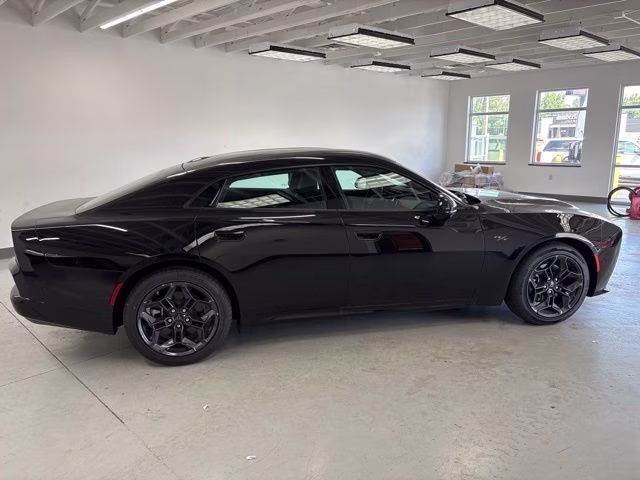 2026 Diamond Black Crystal Pearlcoat Dodge Charger R/T AWD Sedan